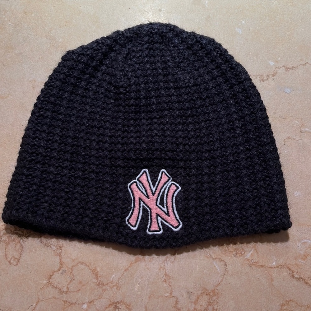 NY Yankees Beanie